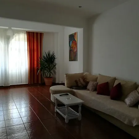 Casa Do Jardim * Βιάνα ντο Καστέλο